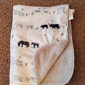 Cloud Island Baby Blanket Quilt‎ Safari Parade Elephant Giraffe Zebra Target
